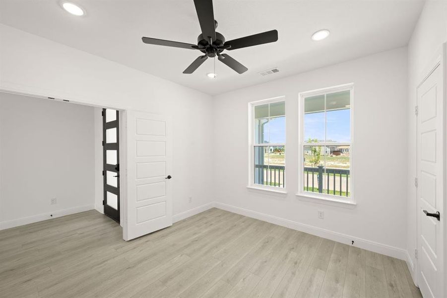 Spacious, unfurnished interior of a new home in MidTowne, Midlothian (Image 32). Spacious, unfurnished interior of a new home in MidTowne, Midlothian (Image 32).