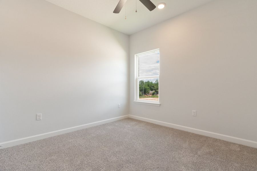 Spacious, unfurnished interior of a new home in Blossom Grove, Crestview (Image 29).