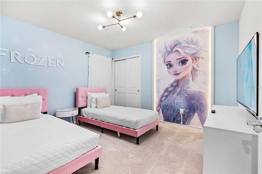 Furnished interior view inside a new home in Windsor Cay Resort, Clermont (Image 10).