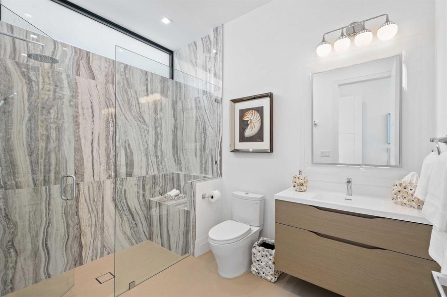 Ensuite Bath