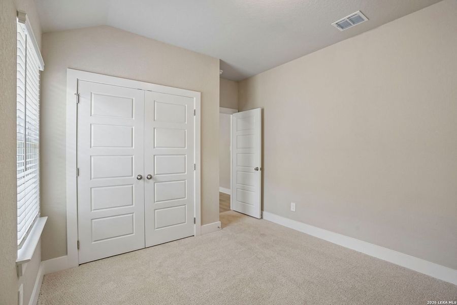 Spacious, unfurnished interior of a new home in Stetson Ridge, Marion (Image 32).