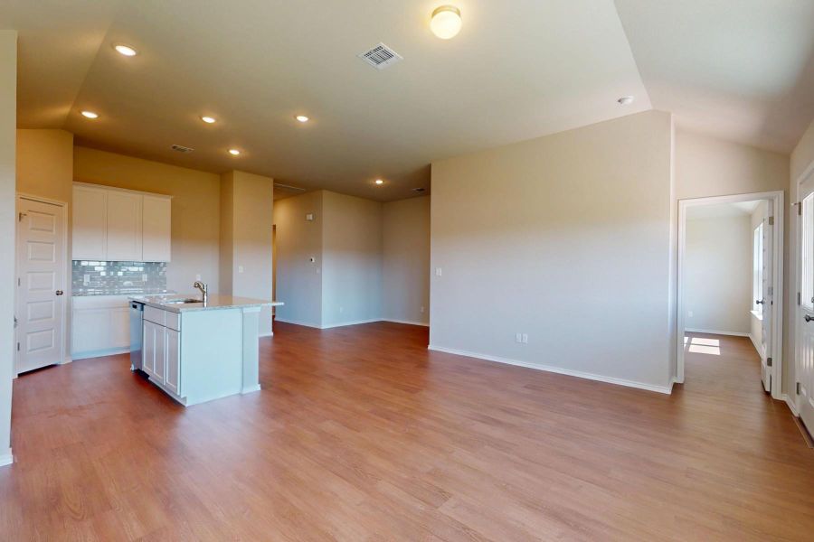 Spacious, unfurnished interior of a new home in Carillon, Manor (Image 15).