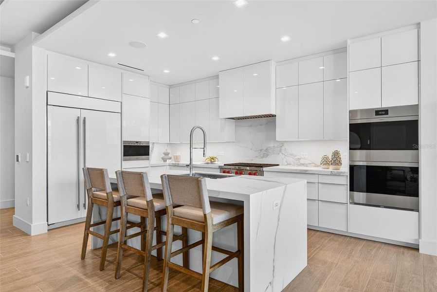 Furnished interior view inside a new home in , Longboat Key (Image 17).