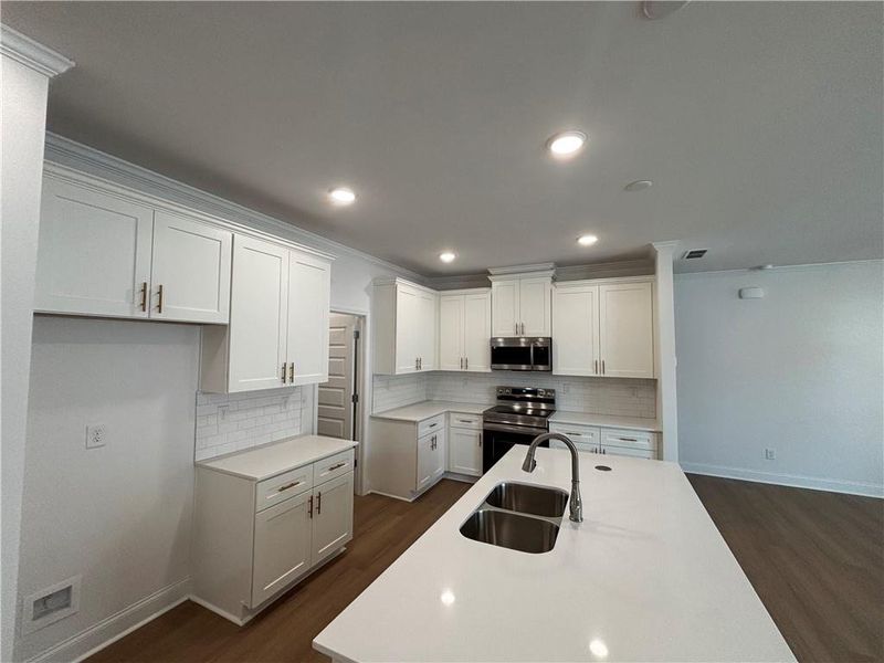 Furnished interior view inside a new home in Porter Reserve, Decatur (Image 6).