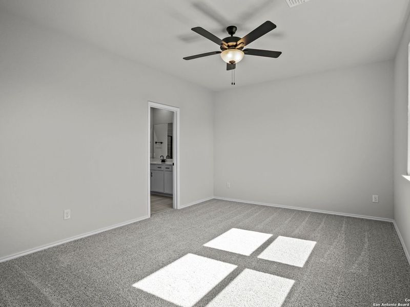 Spacious, unfurnished interior of a new home in Horizon Pointe, San Antonio (Image 25). Spacious, unfurnished interior of a new home in Horizon Pointe, San Antonio (Image 25).