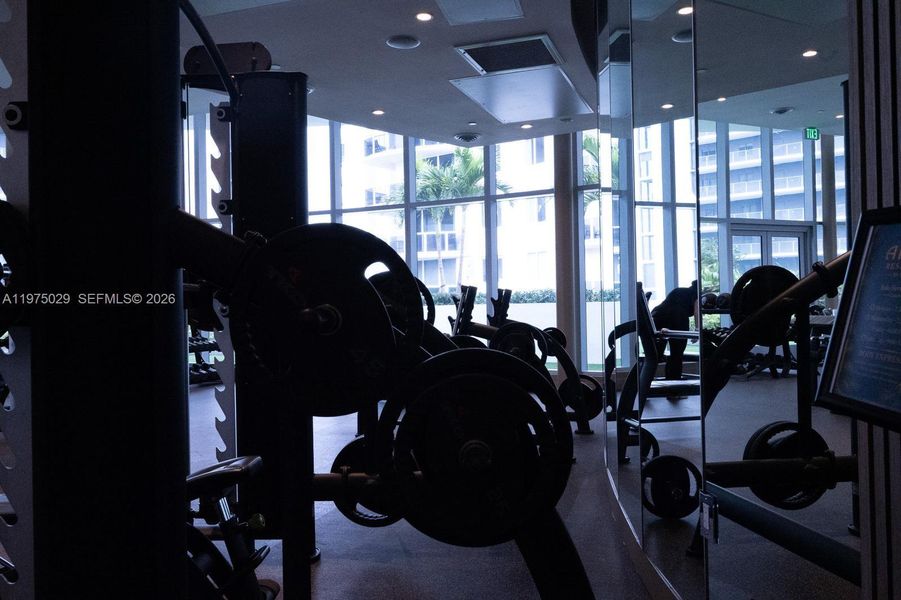 Community amenities in , Miami (Image 39).