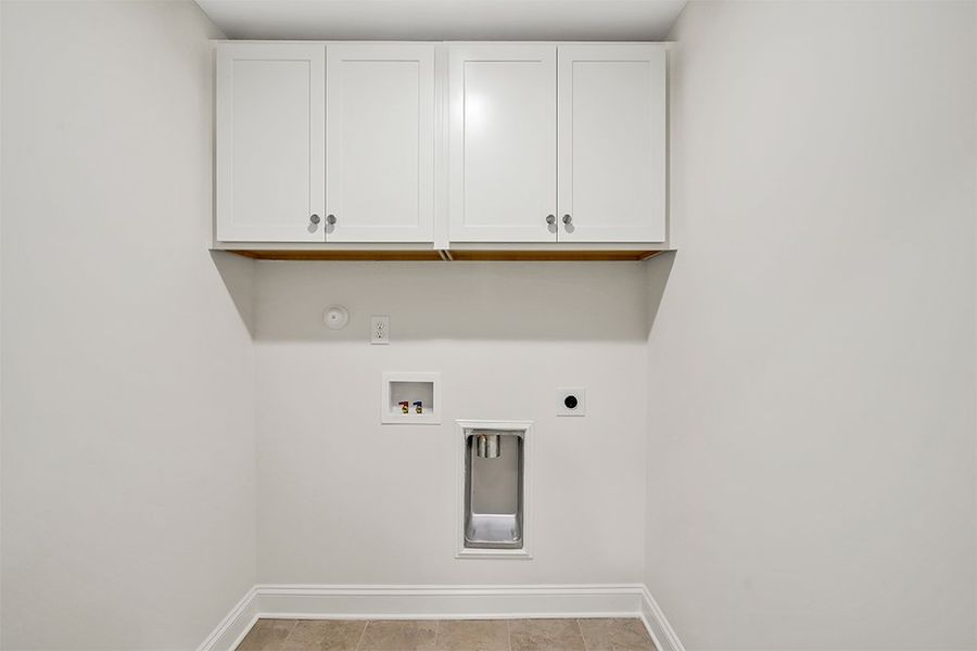 Hamilton Bay, Laundry