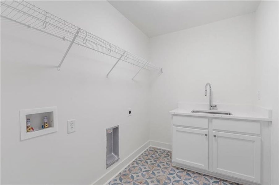 Spacious, unfurnished interior of a new home in , Atlanta (Image 20).