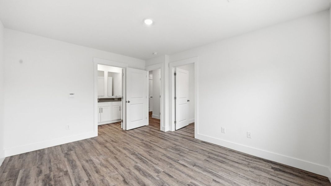 Spacious, unfurnished interior of a new home in The Arbor Townhomes, Kingsport (Image 15).