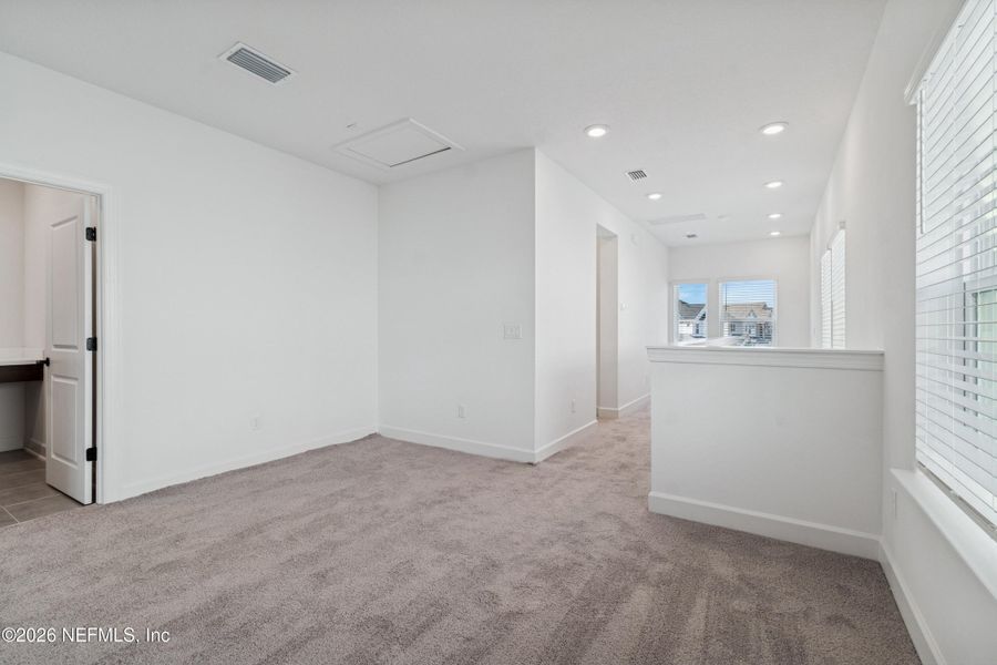 Spacious, unfurnished interior of a new home in Granville at eTown 38', Jacksonville (Image 15). Spacious, unfurnished interior of a new home in Granville at eTown 38', Jacksonville (Image 15).