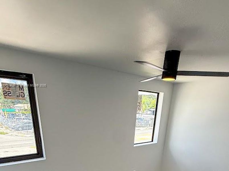 Image 36 of a home in .