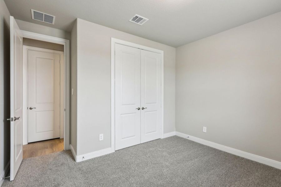 Photo is not of the actual home but is an inspirational photo of builder’s model home and may depict options, furnishings, and/or decorator features that are not included. Photo is not of the actual home but is an inspirational photo of builder’s model home and may depict options, furnishings, and/or decorator features that are not included.