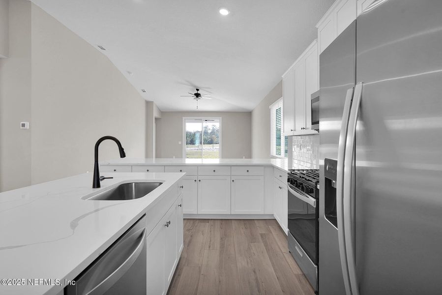 Furnished interior view inside a new home in Jennings Farm, Middleburg (Image 7).