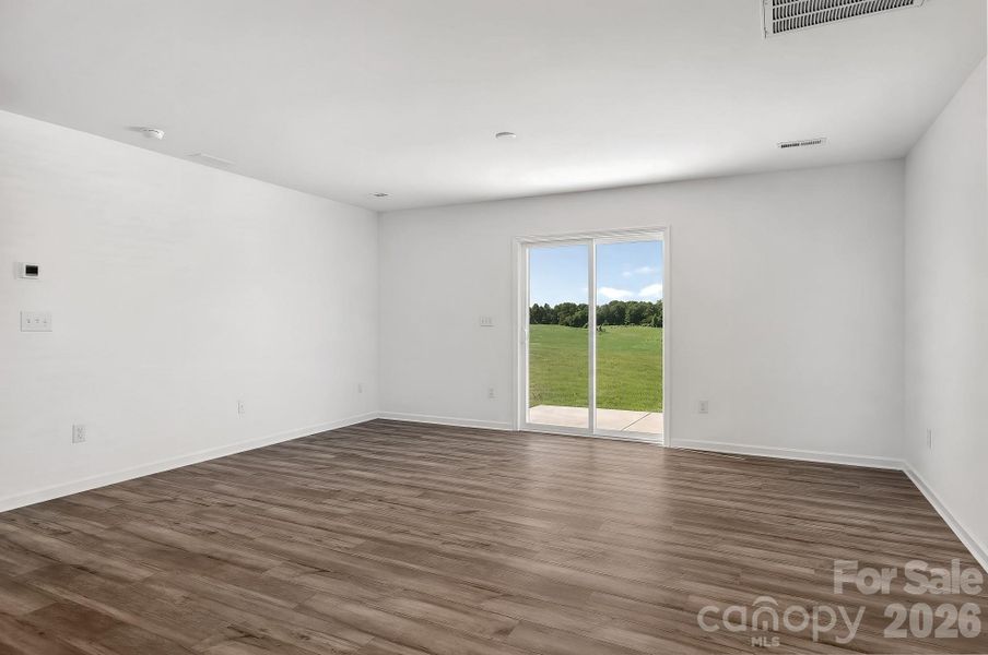 Spacious, unfurnished interior of a new home in Oxford Glen, Claremont (Image 23). Spacious, unfurnished interior of a new home in Oxford Glen, Claremont (Image 23).