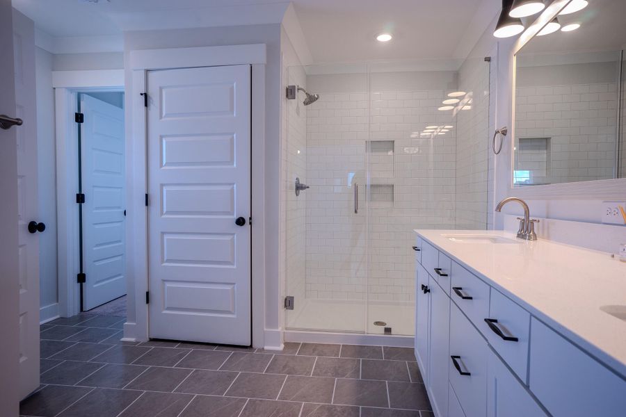 Image 54 of a home in Hewing Farms.