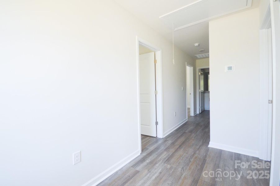 Photos are representative Photos are representative