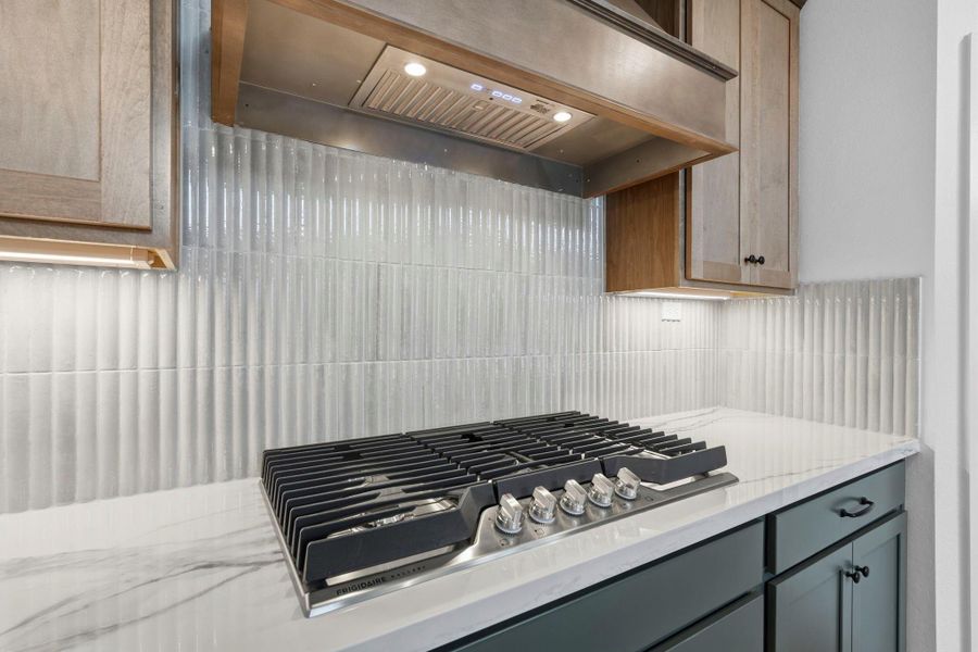 Close-up of interior finishes inside a home in Sienna 45', 50', Missouri City (Image 15).