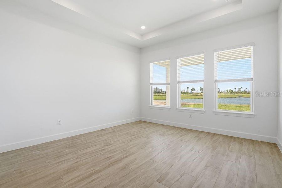 Spacious, unfurnished interior of a new home in Esplanade at Coasterra, Palmetto (Image 22).