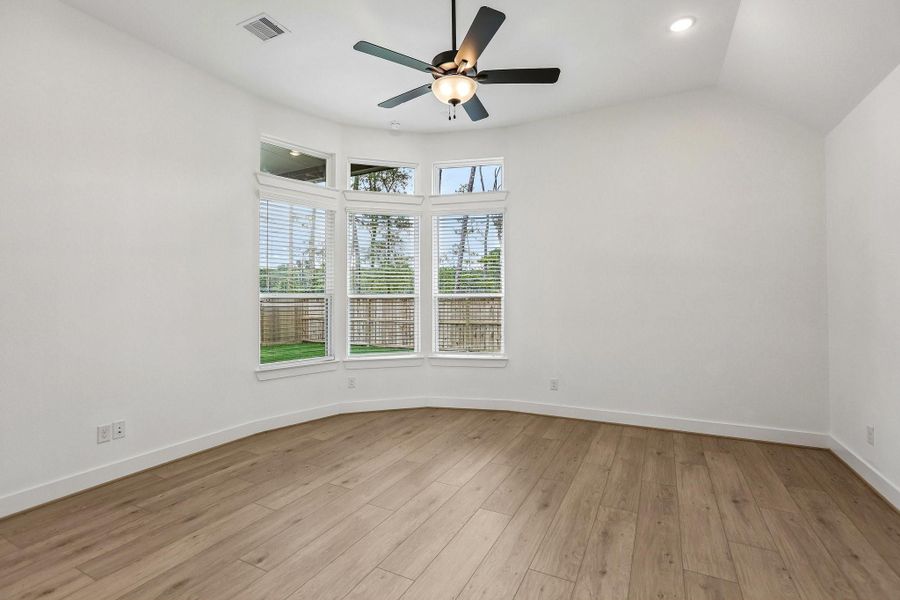 Spacious, unfurnished interior of a new home in The Highlands, Porter (Image 27).