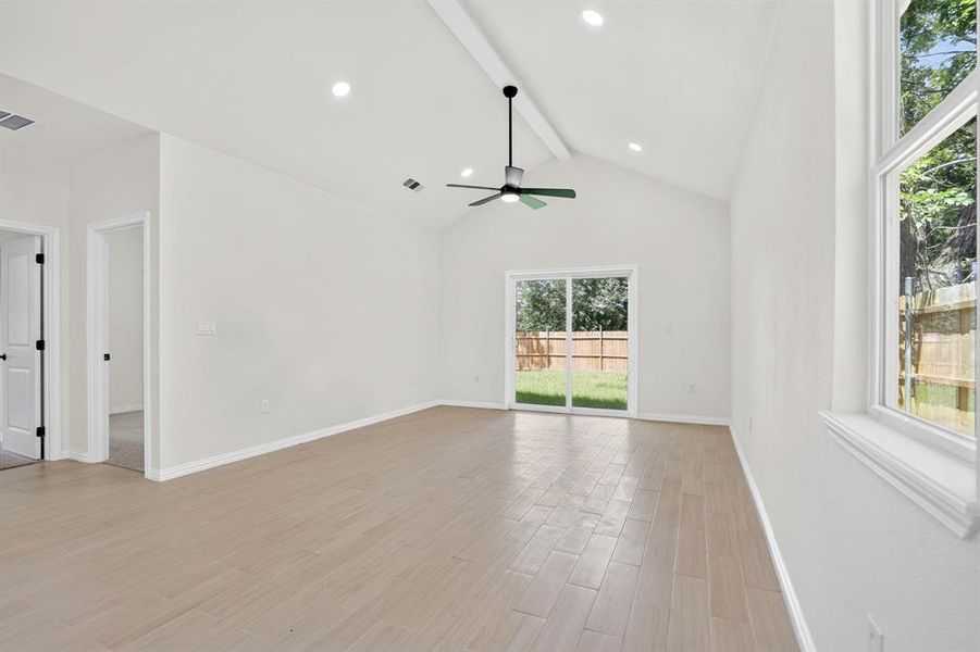 Spacious, unfurnished interior of a new home in , Paris (Image 23).