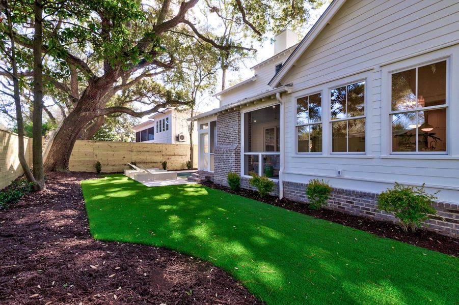 Exterior details and patio area of a home in , Mount Pleasant (Image 33).