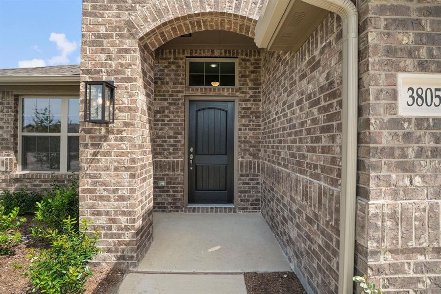 Exterior details and patio area of a home in Fox Landing, Caddo Mills (Image 3).
