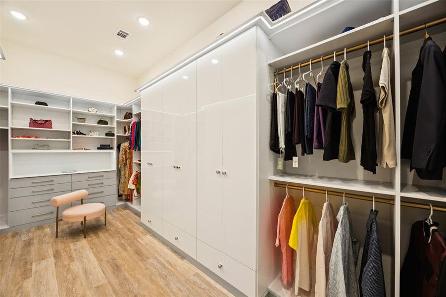 Furnished interior view inside a new home in , Celina (Image 26).