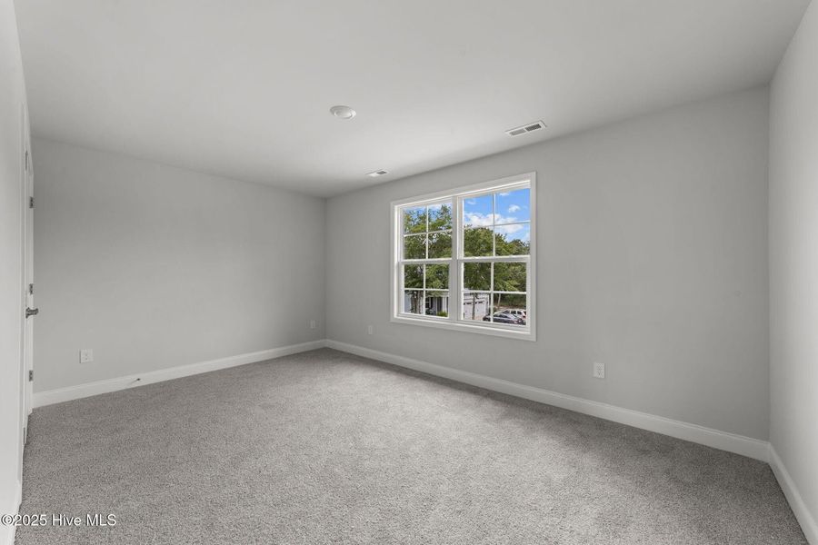 Spacious, unfurnished interior of a new home in Rutledge, Shallotte (Image 18).