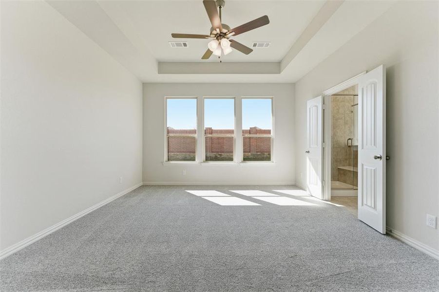 Spacious, unfurnished interior of a new home in Northstar, Haslet (Image 27).