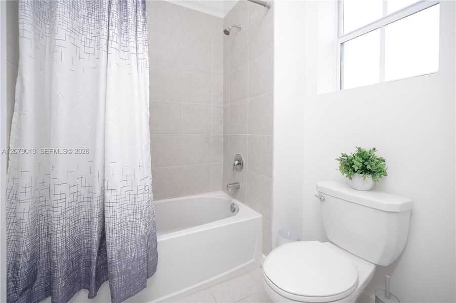 Furnished interior view inside a new home in , Miami (Image 16).
