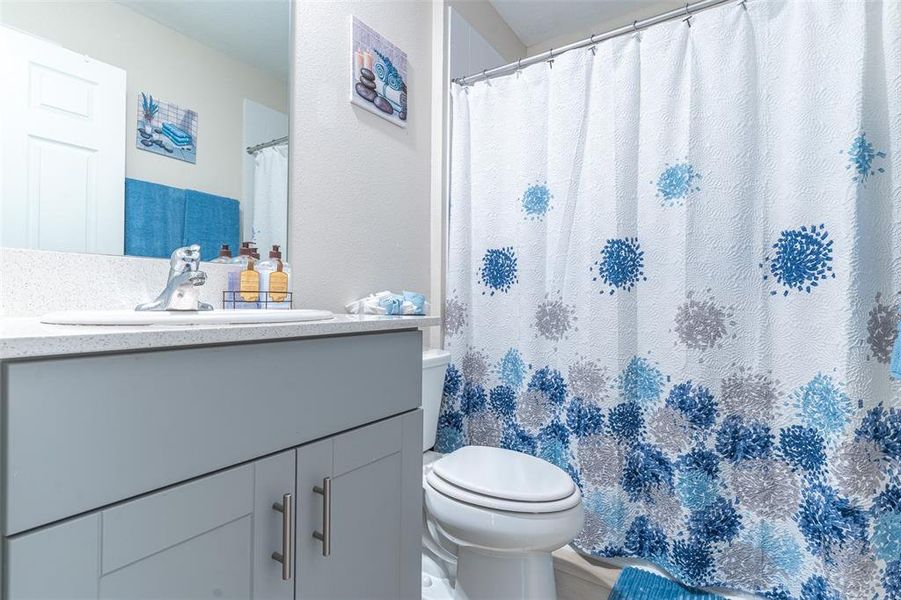 Furnished interior view inside a new home in , Haines City (Image 14).