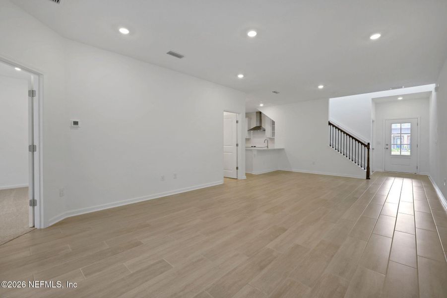 Spacious, unfurnished interior of a new home in The Hammock at Palm Harbor, Palm Coast (Image 17).