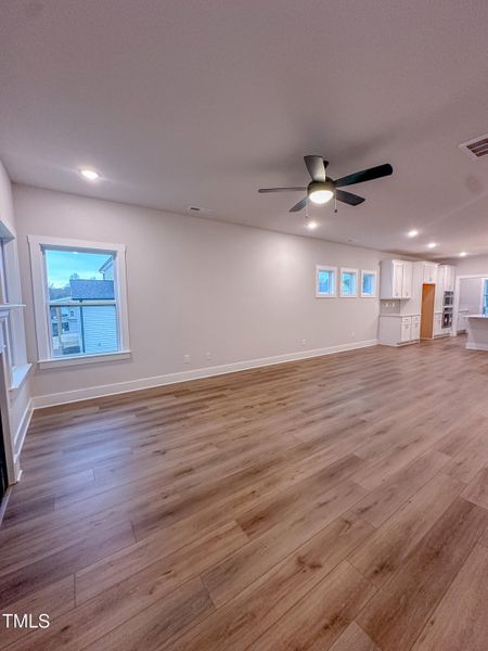 14 - Family Room