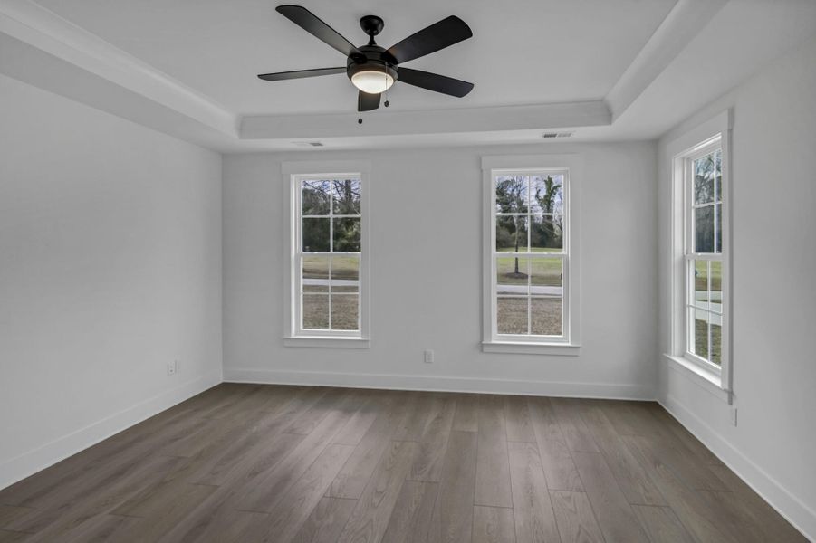 Spacious, unfurnished interior of a new home in Clubside Reserve at Summerlake, Lexington (Image 33). Spacious, unfurnished interior of a new home in Clubside Reserve at Summerlake, Lexington (Image 33).