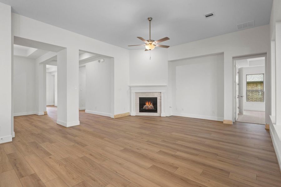 Spacious, unfurnished interior of a new home in Chambers Creek, Willis (Image 26).