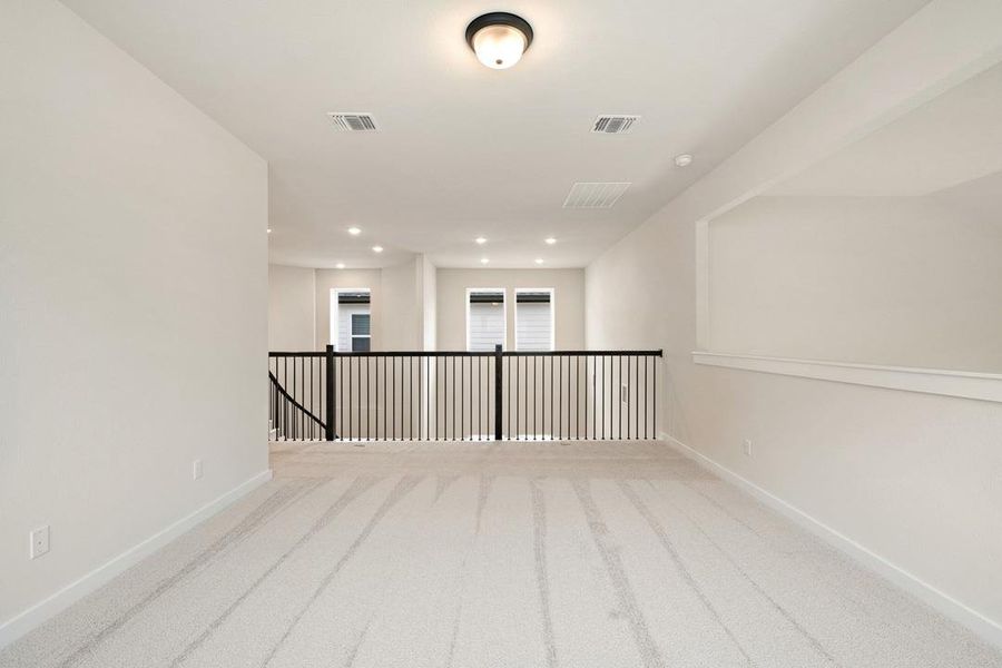 Spacious, unfurnished interior of a new home in Heritage, Dripping Springs (Image 36).