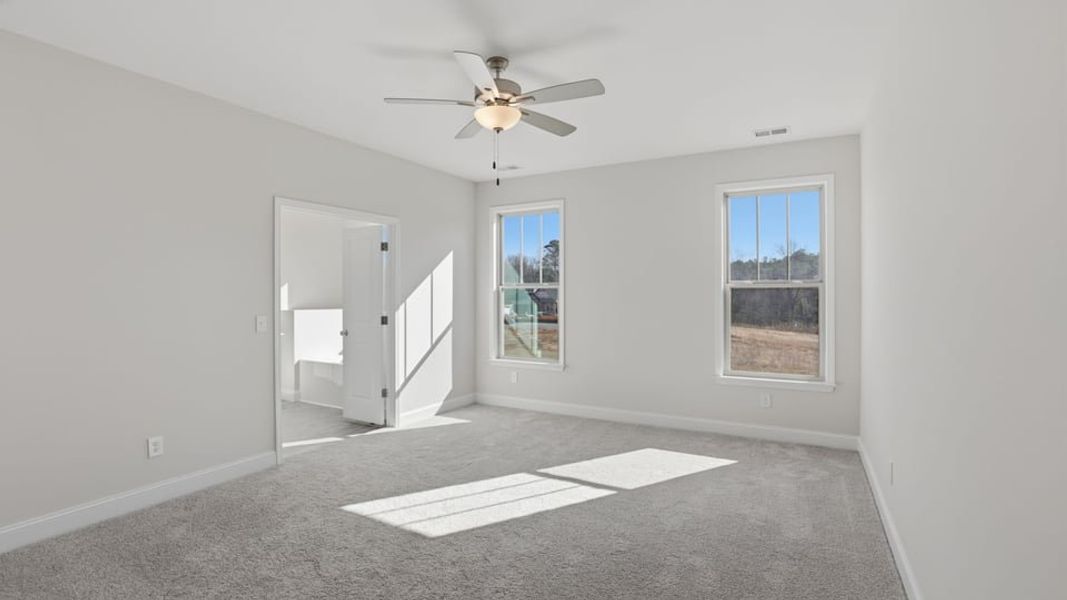 Spacious, unfurnished interior of a new home in Alder Pond, Campobello (Image 25).