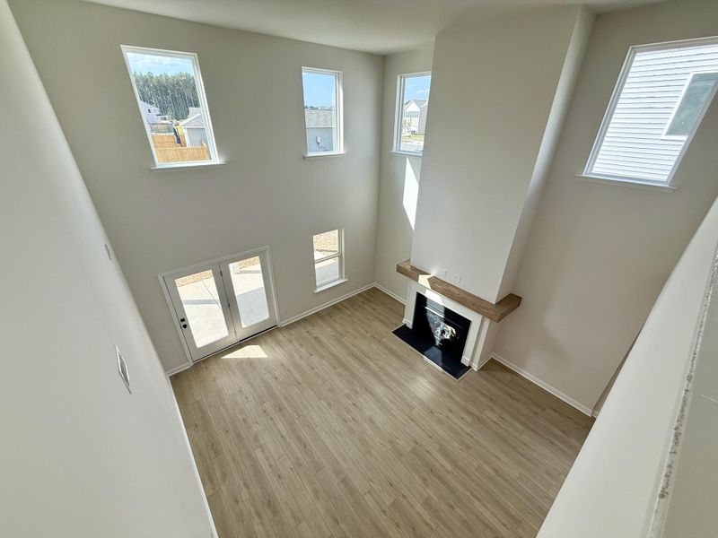 Spacious, unfurnished interior of a new home in , Summerville (Image 38).