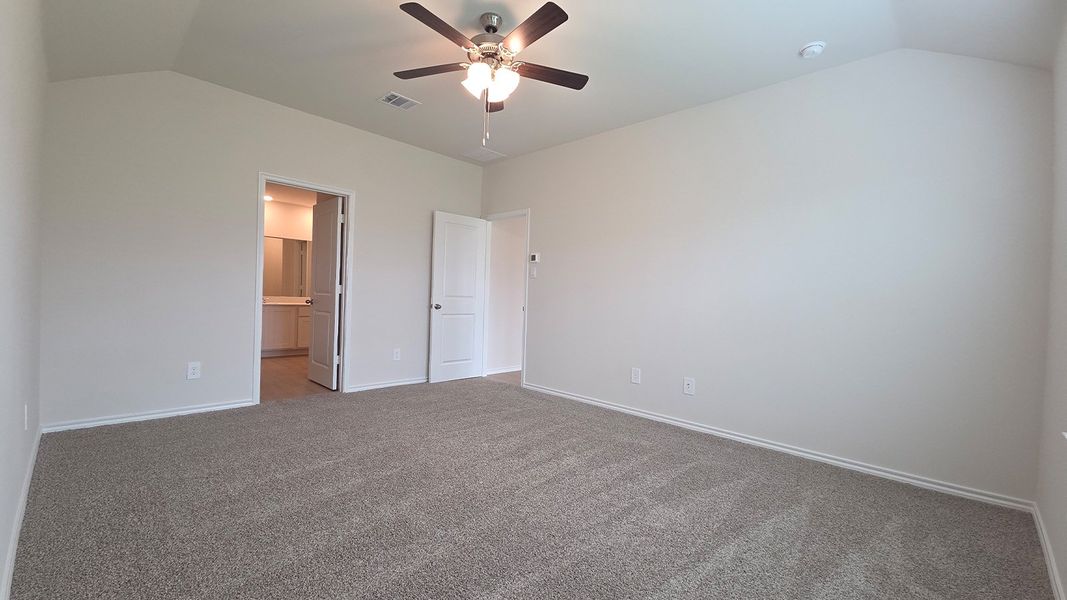 Spacious, unfurnished interior of a new home in Wildwood, Royse City (Image 21). Spacious, unfurnished interior of a new home in Wildwood, Royse City (Image 21).