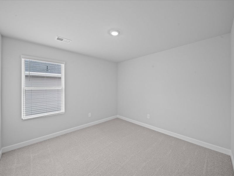 Spacious, unfurnished interior of a new home in Shiloh Valley, Piedmont (Image 19).