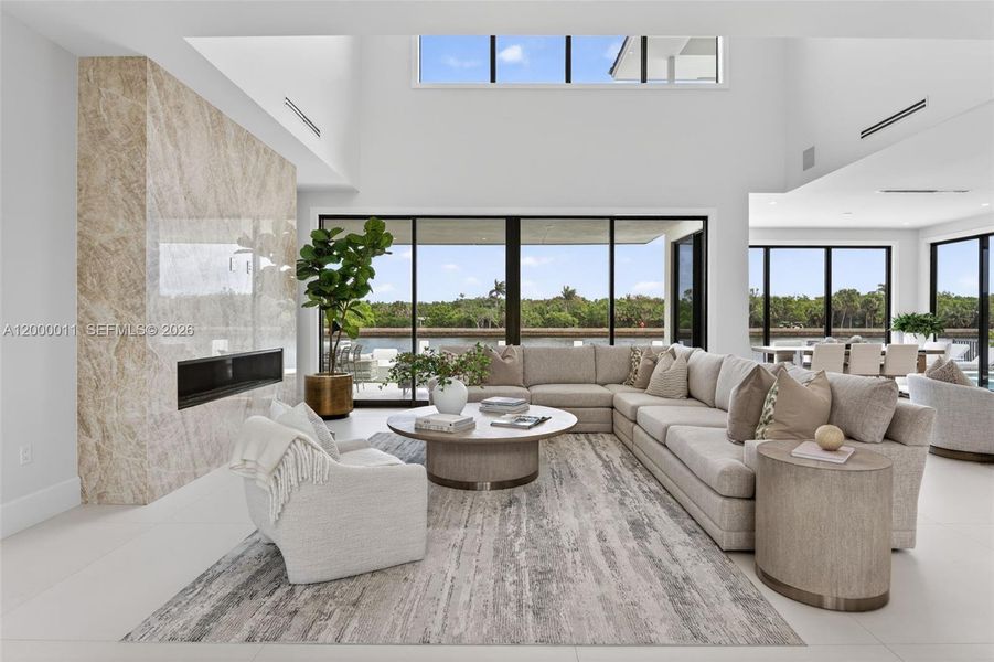 Furnished interior view inside a new home in , Fort Lauderdale (Image 7).