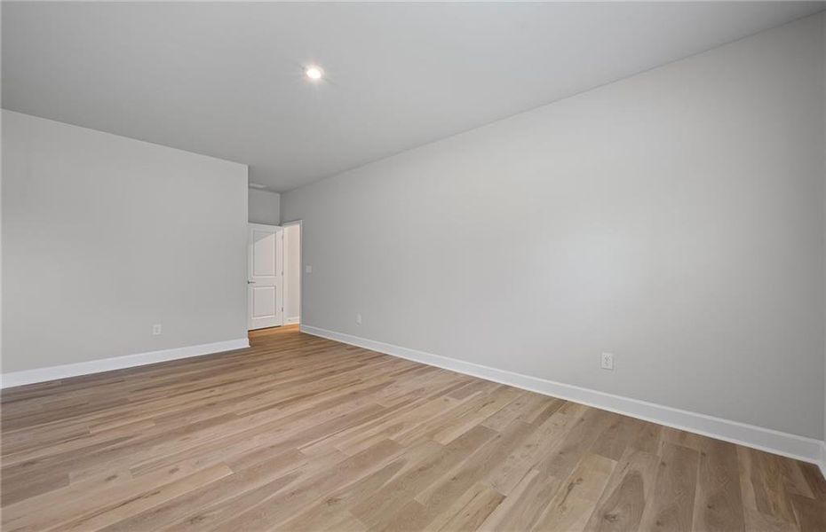 Spacious, unfurnished interior of a new home in Anderson Point Estates, McDonough (Image 42).