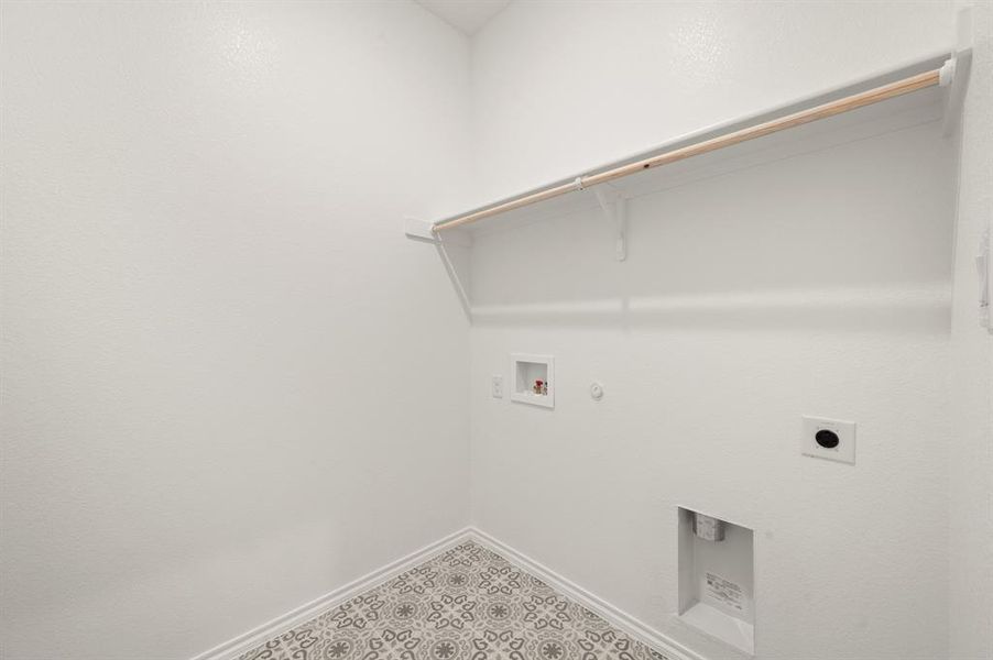 DFW-Chisholm Hills-Concept 1912-915 Madeline Lane-Laundry Room -Risewell Homes-1
