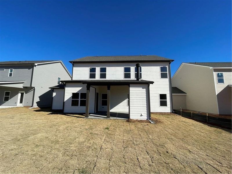 Exterior details and patio area of a home in Summerlin, Winder (Image 4).
