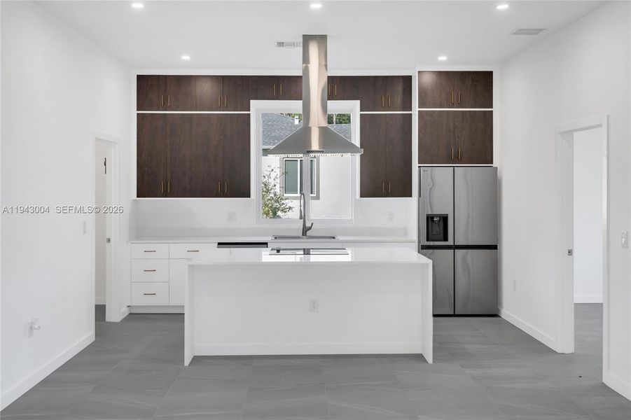 Furnished interior view inside a new home in , Lehigh Acres (Image 6).