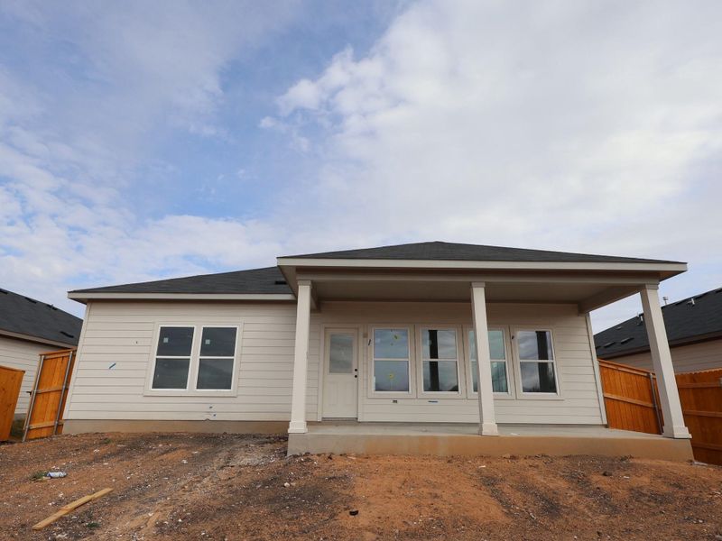 Image 24 of a home in Carillon.