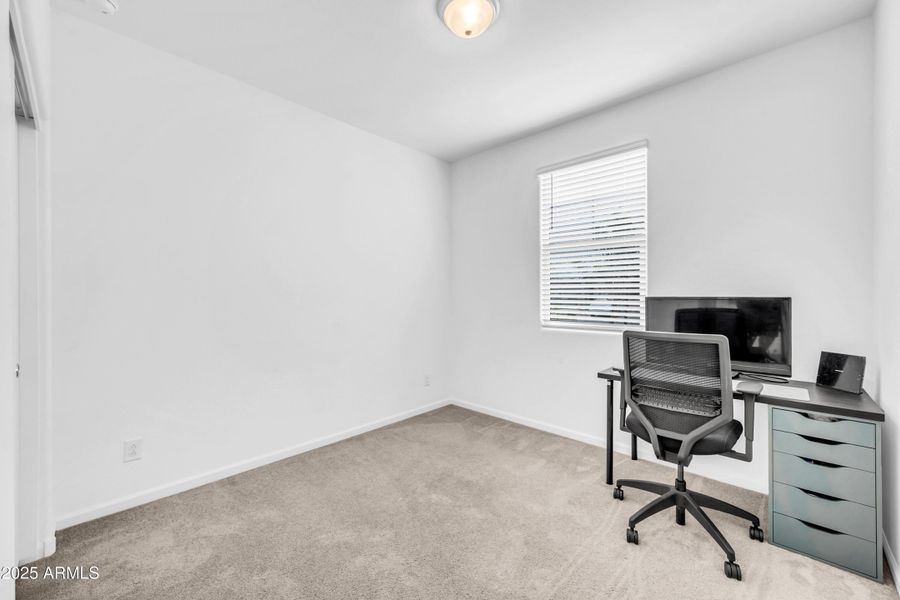 2340 W La Salle St-24