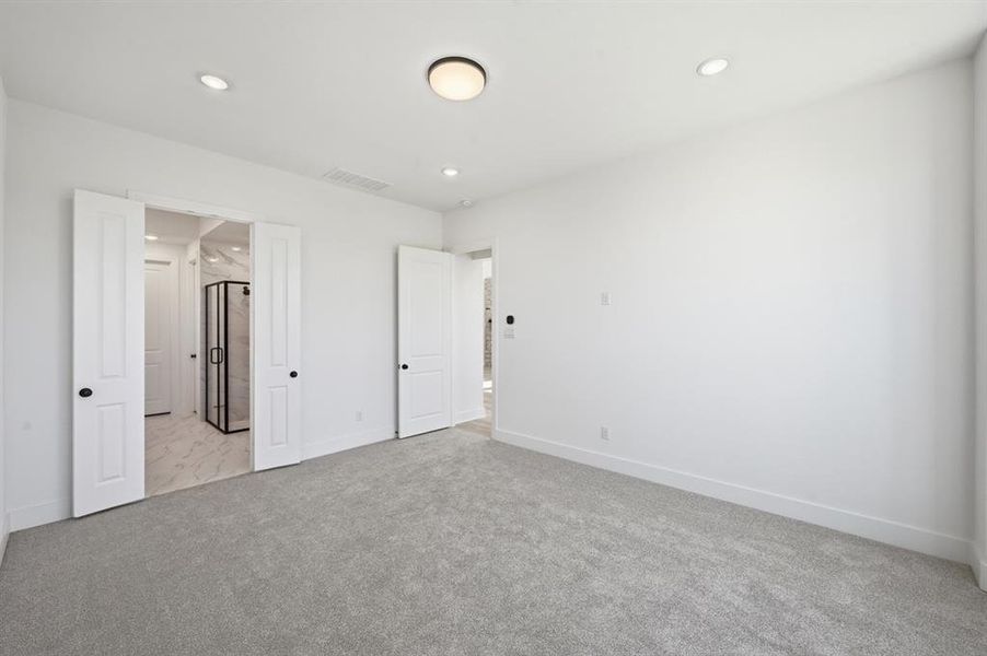 Spacious, unfurnished interior of a new home in Wellington: Artisan Series - 50ft lots, Haslet (Image 16). Spacious, unfurnished interior of a new home in Wellington: Artisan Series - 50ft lots, Haslet (Image 16).