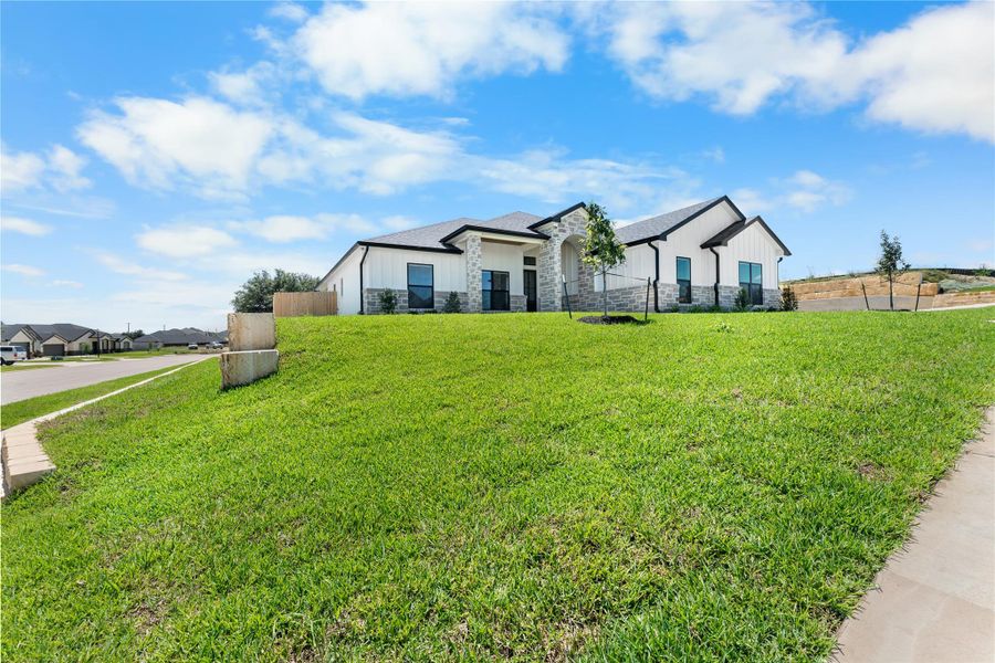 Image 32 of a home in .