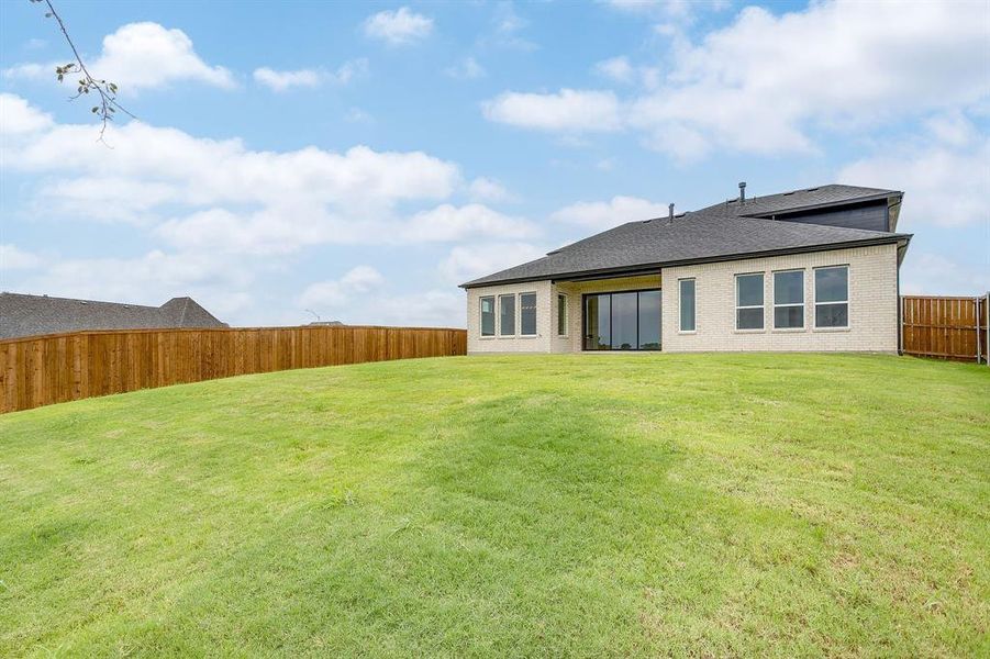 Exterior details and patio area of a home in Talon Hills, Fort Worth (Image 25). Exterior details and patio area of a home in Talon Hills, Fort Worth (Image 25).